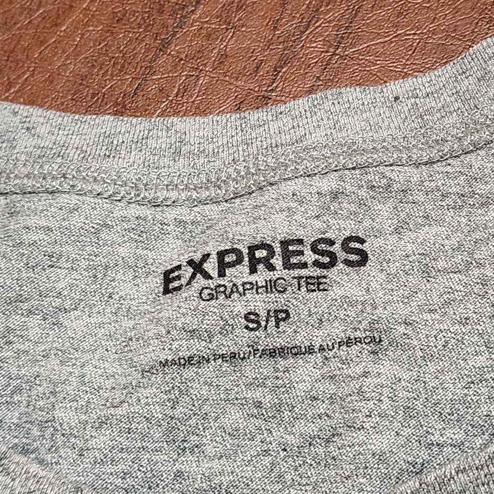 Express Gray Graphic Tee - Picture 5 of 8